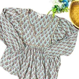 Rachel Zoe Bohemian Blue Printed Flowy Babydoll Patterened Blouse Size Medium